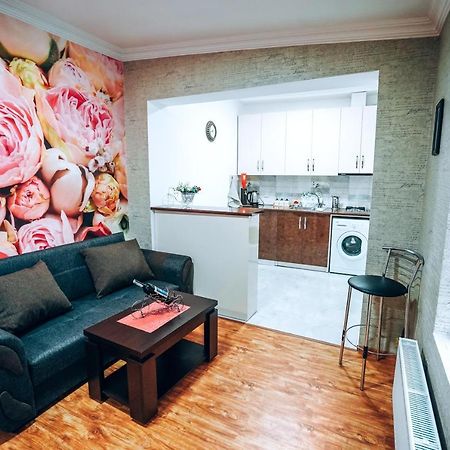 Second House Rustaveli Leilighet Tbilisi Eksteriør bilde