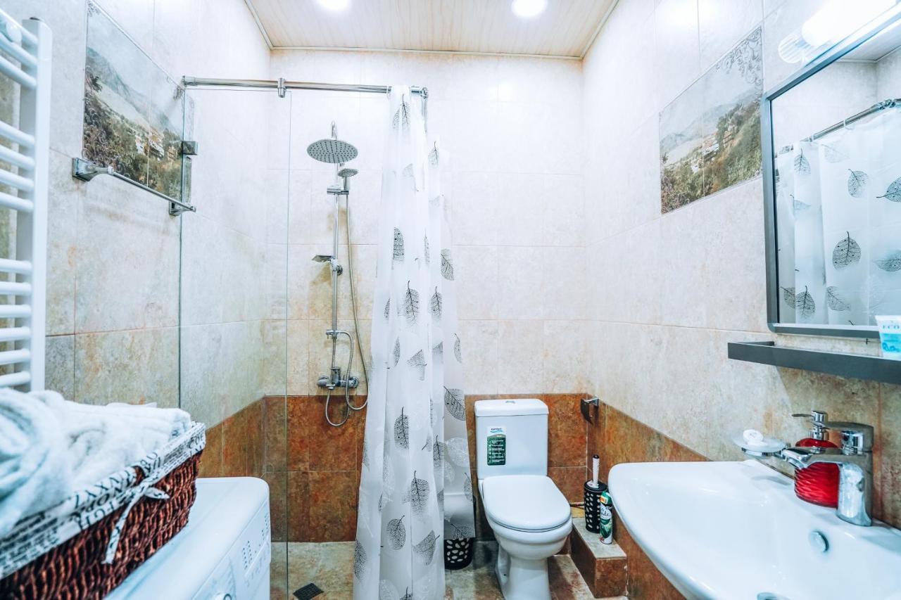 Second House Rustaveli Leilighet Tbilisi Eksteriør bilde