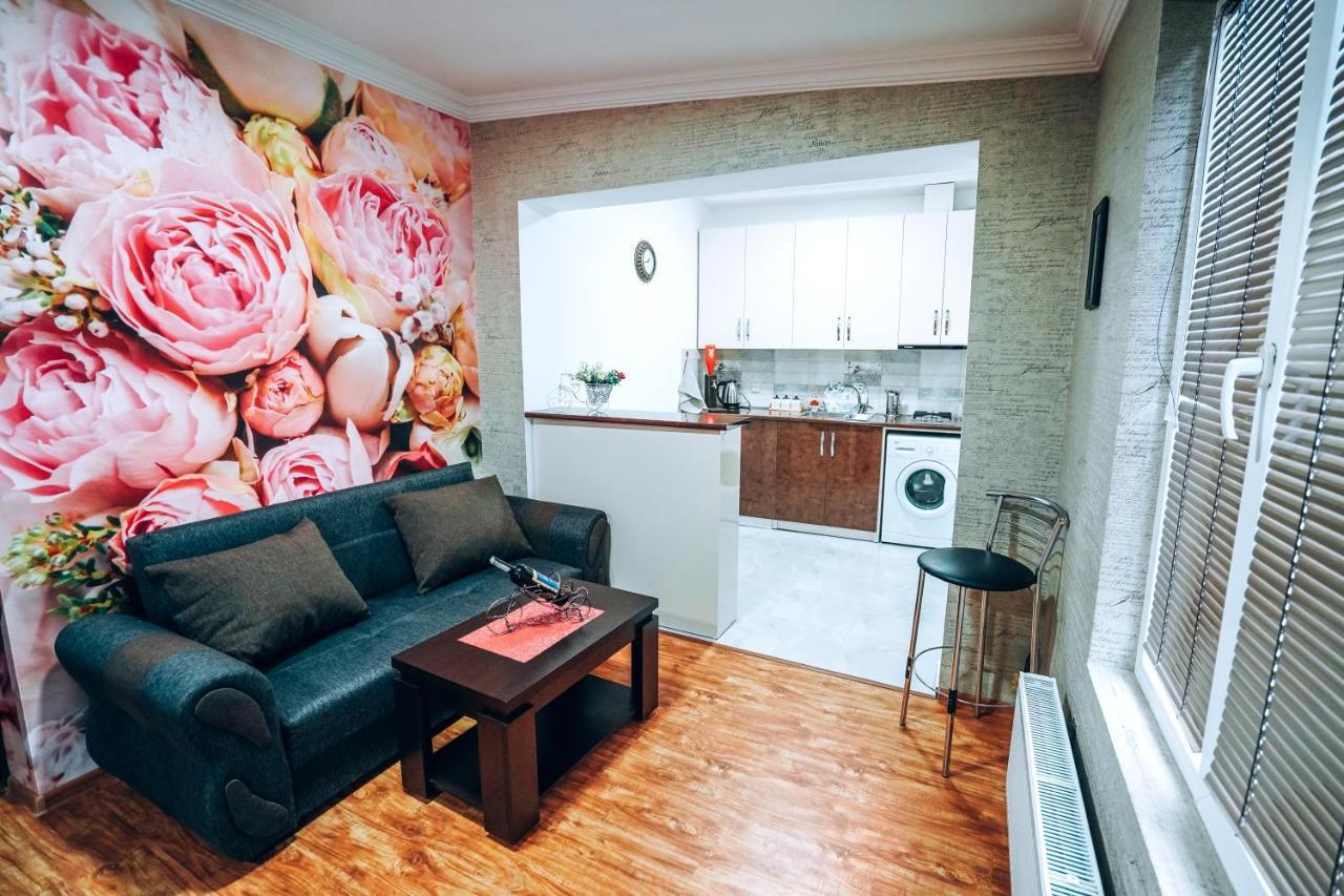 Second House Rustaveli Leilighet Tbilisi Eksteriør bilde